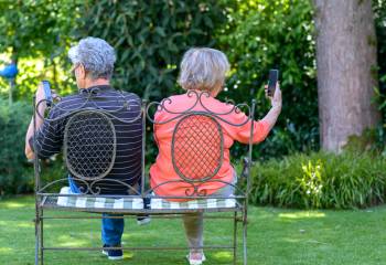 How to Keep Your Smartphone from Hurting Your Relationships