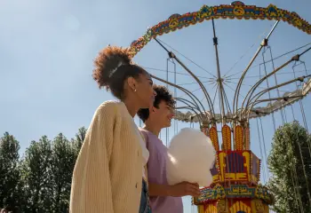 How Parents Can Help Their Kids To Navigate Romance